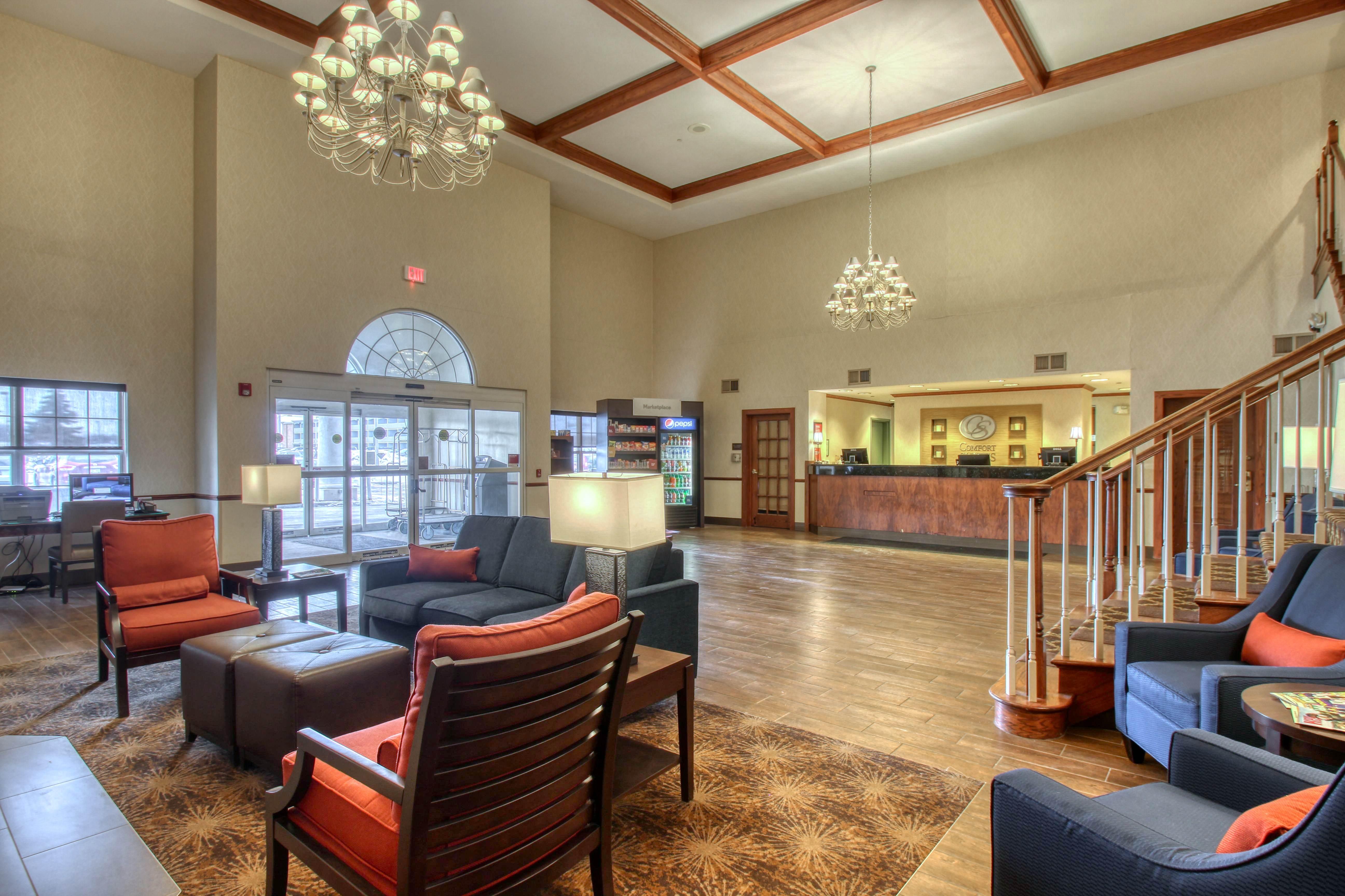 אוק קריק Comfort Suites Milwaukee Airport מראה חיצוני תמונה