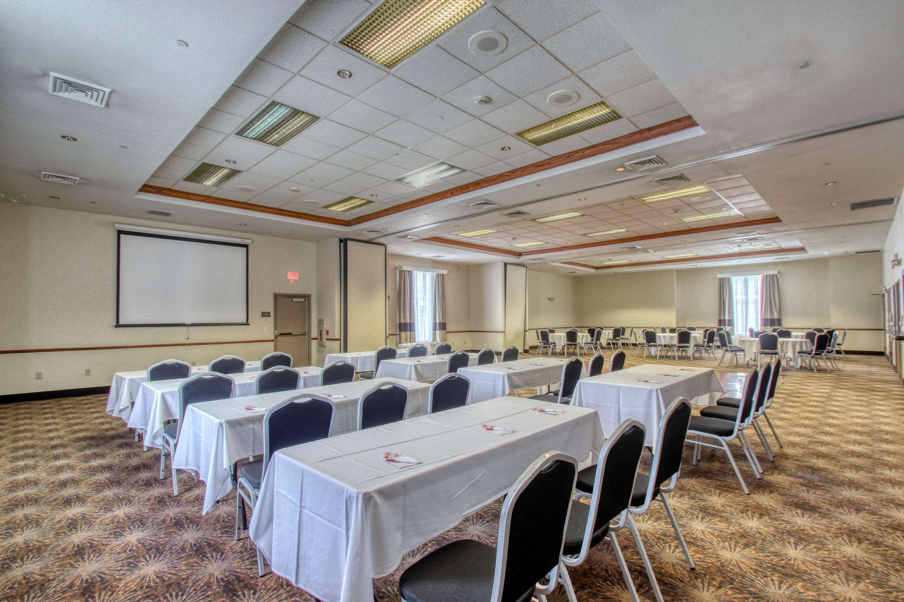 אוק קריק Comfort Suites Milwaukee Airport מראה חיצוני תמונה
