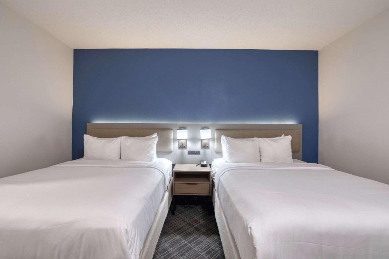אוק קריק Comfort Suites Milwaukee Airport מראה חיצוני תמונה