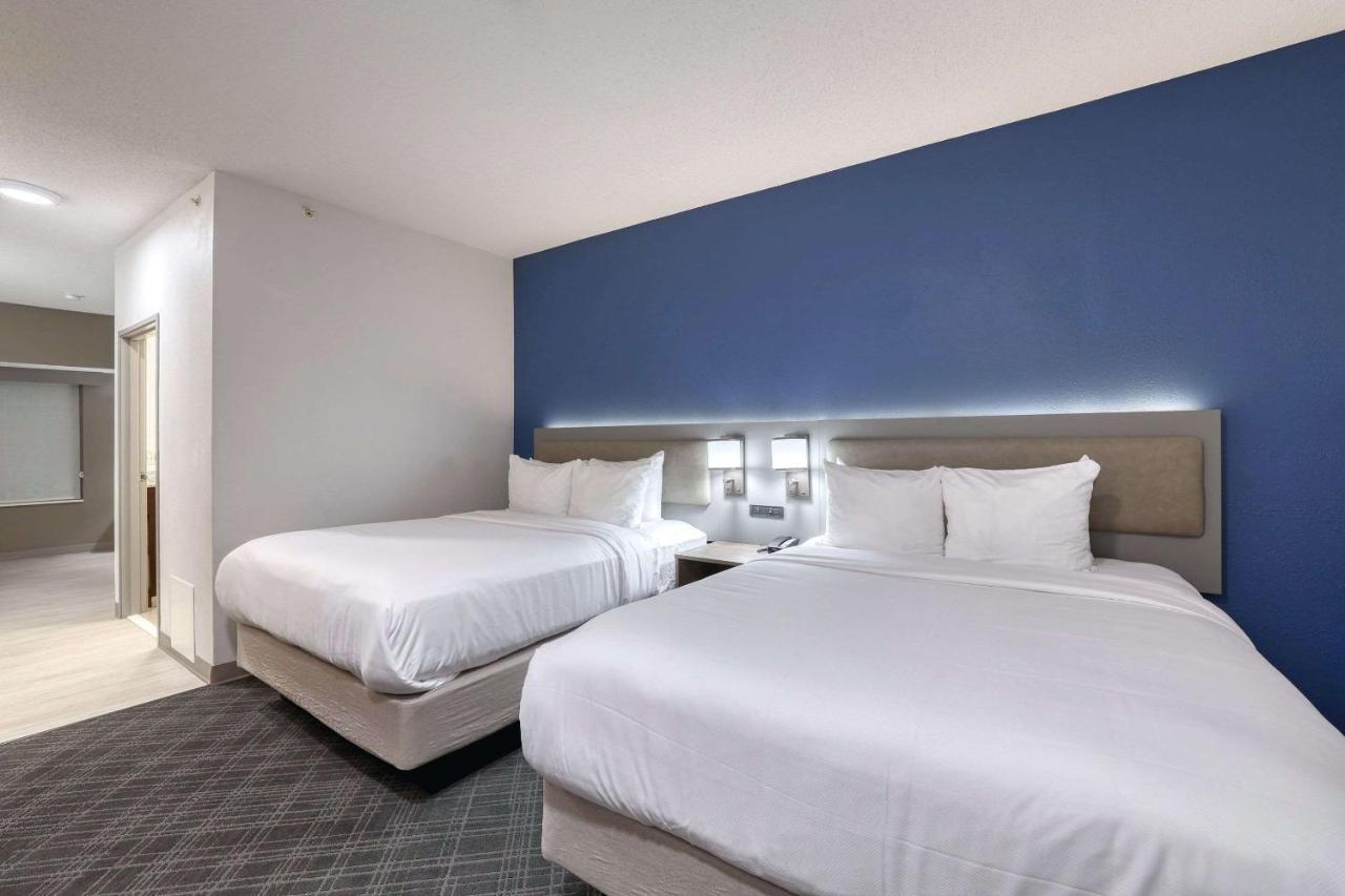 אוק קריק Comfort Suites Milwaukee Airport מראה חיצוני תמונה
