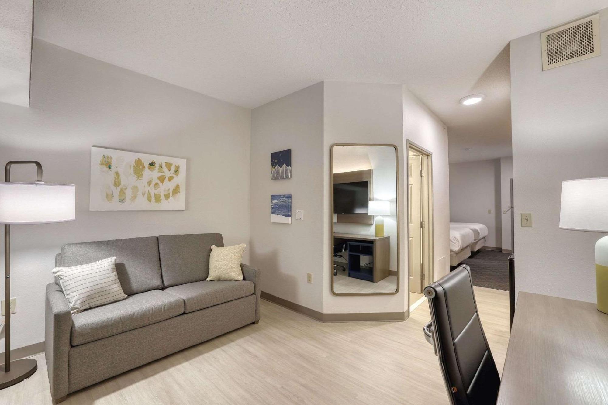 אוק קריק Comfort Suites Milwaukee Airport מראה חיצוני תמונה