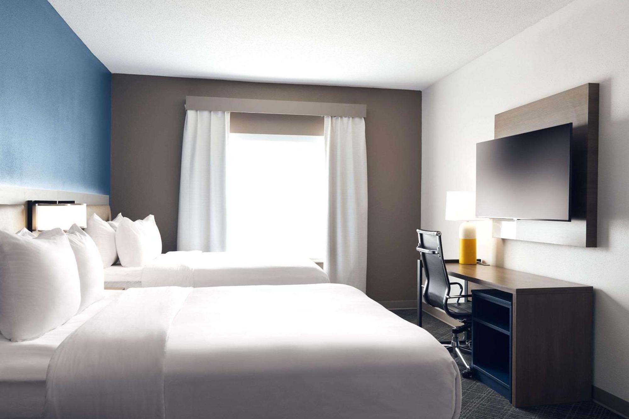 אוק קריק Comfort Suites Milwaukee Airport מראה חיצוני תמונה