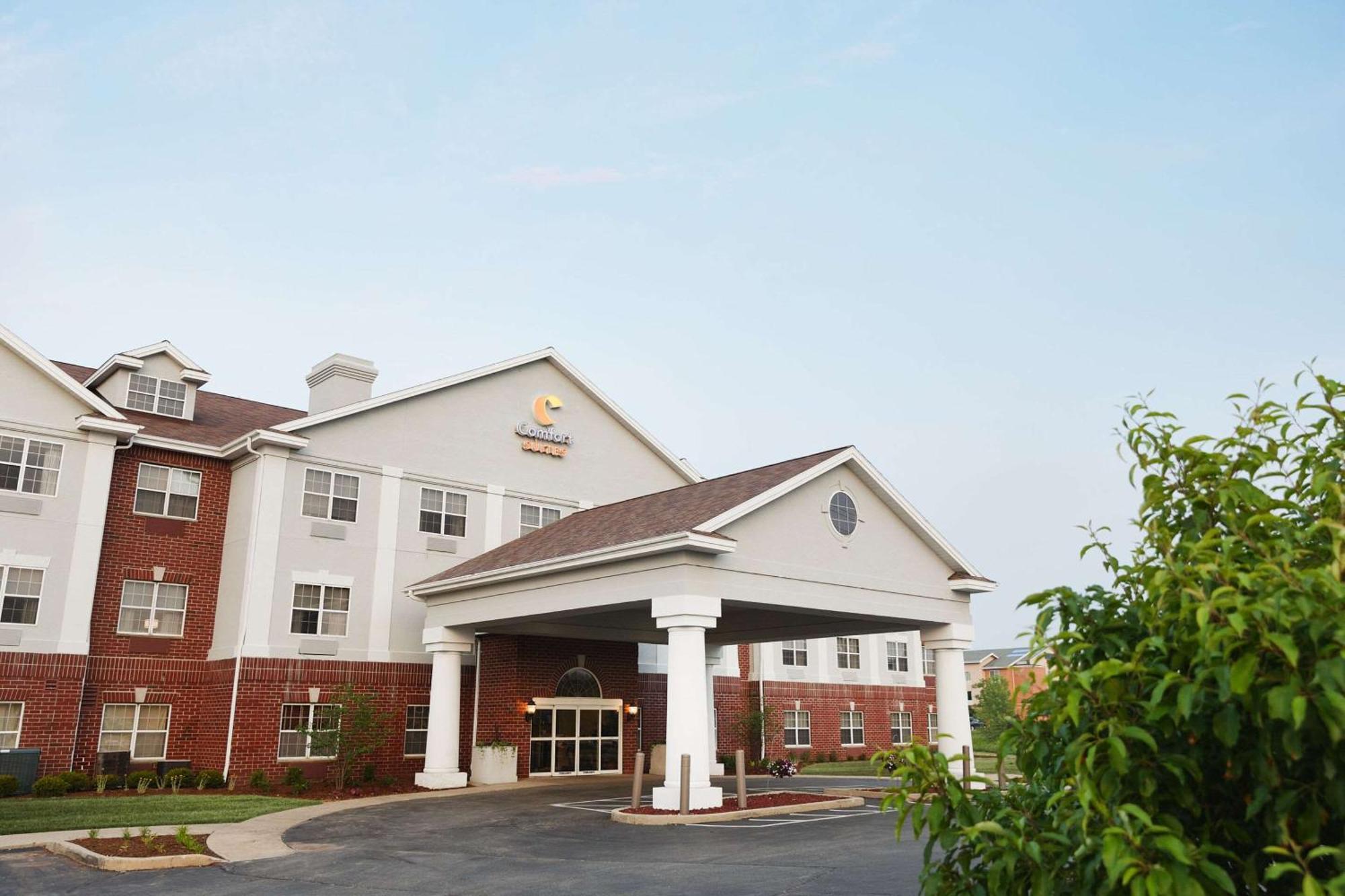אוק קריק Comfort Suites Milwaukee Airport מראה חיצוני תמונה