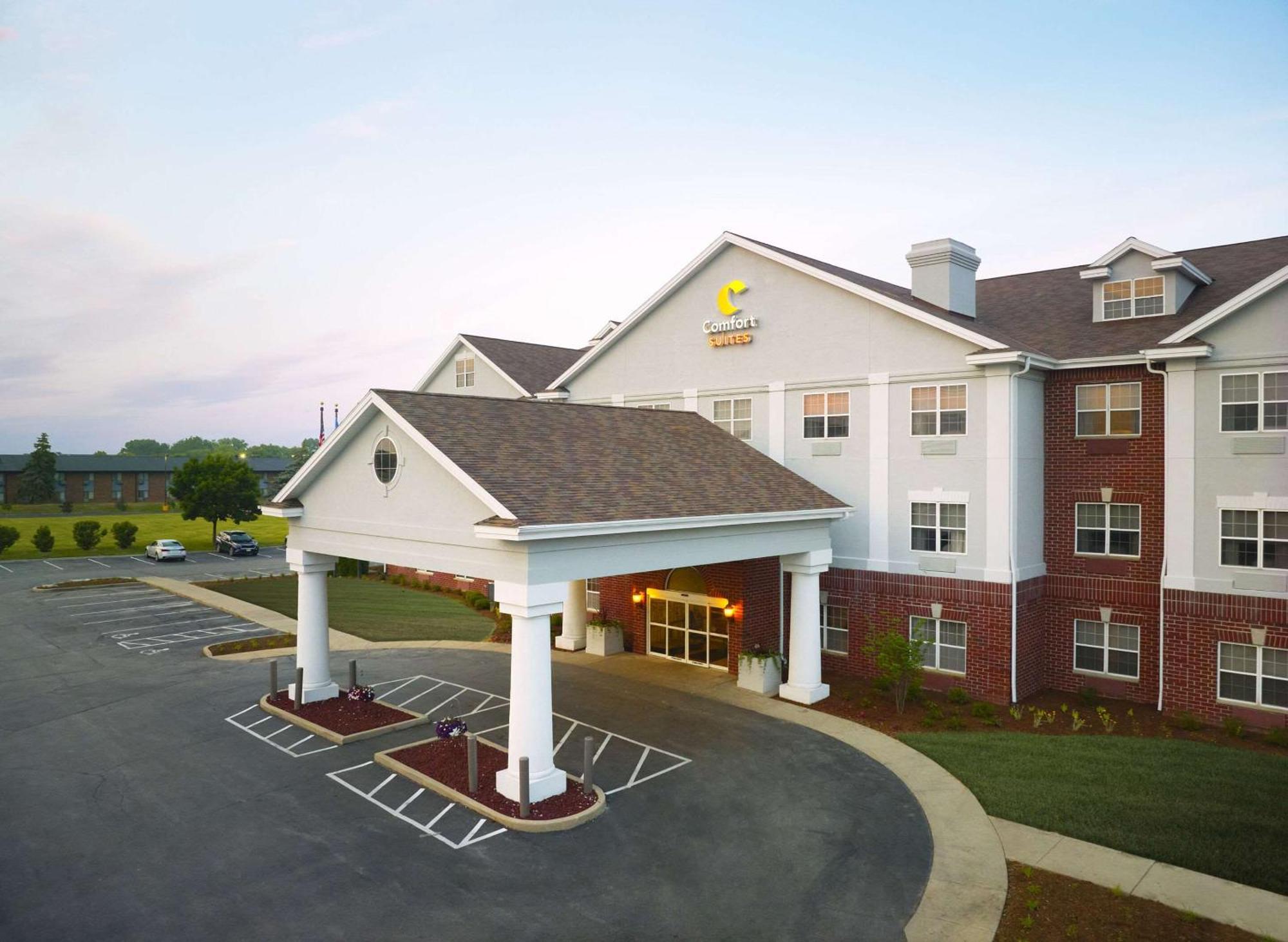 אוק קריק Comfort Suites Milwaukee Airport מראה חיצוני תמונה