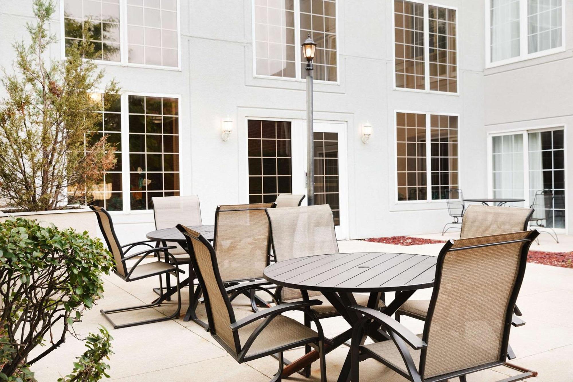 אוק קריק Comfort Suites Milwaukee Airport מראה חיצוני תמונה