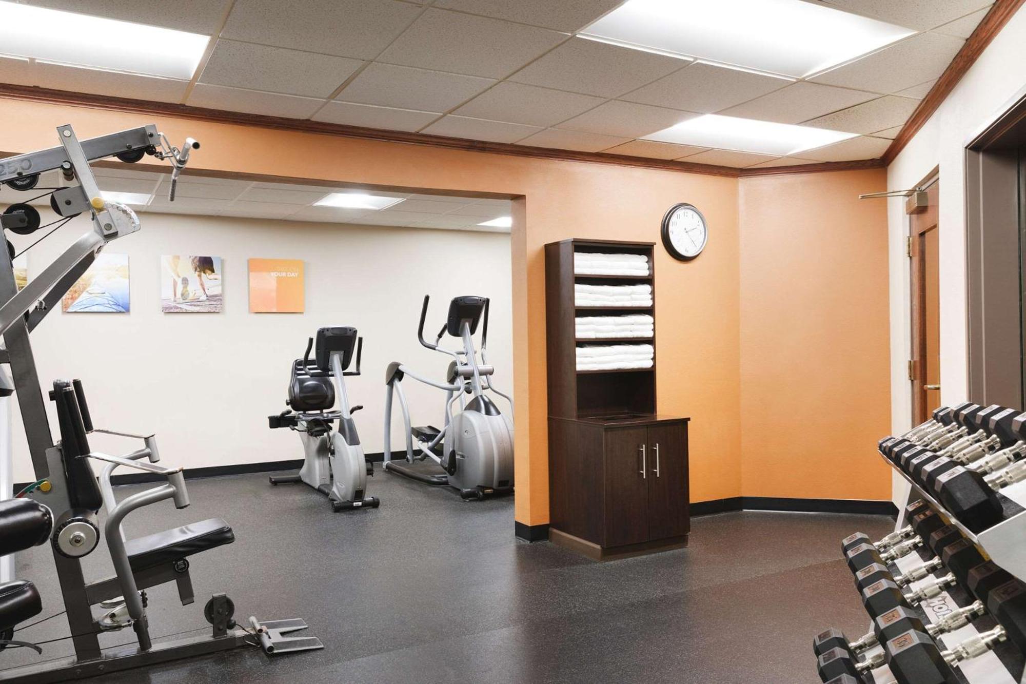 אוק קריק Comfort Suites Milwaukee Airport מראה חיצוני תמונה